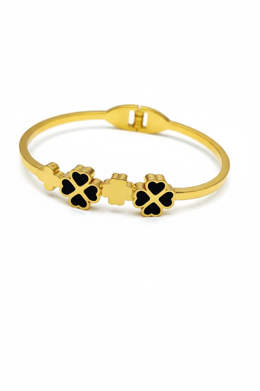 ๐๐ฅ๐๐๐ค ๐๐ฅ๐จ๐ฏ๐๐ซ ๐๐ญ๐๐ข๐ง๐ฅ๐๐ฌ๐ฌ ๐๐ญ๐๐๐ฅ ๐๐๐ง๐ ๐ฅ๐๐ฌ